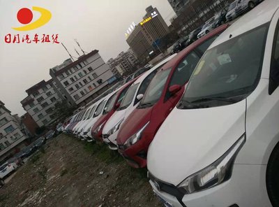 成都日和月汽車服務公司 專業租賃凱美瑞等車型的全方位用車服務